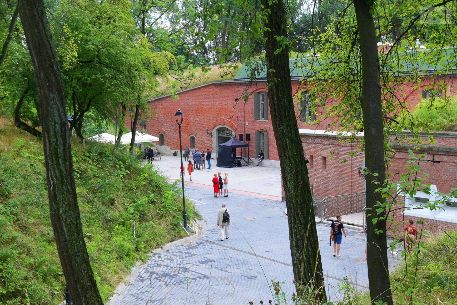 Zwiedzanie jednego z ciekawszych krakowskich fortów, pięknie zrewitalizowany