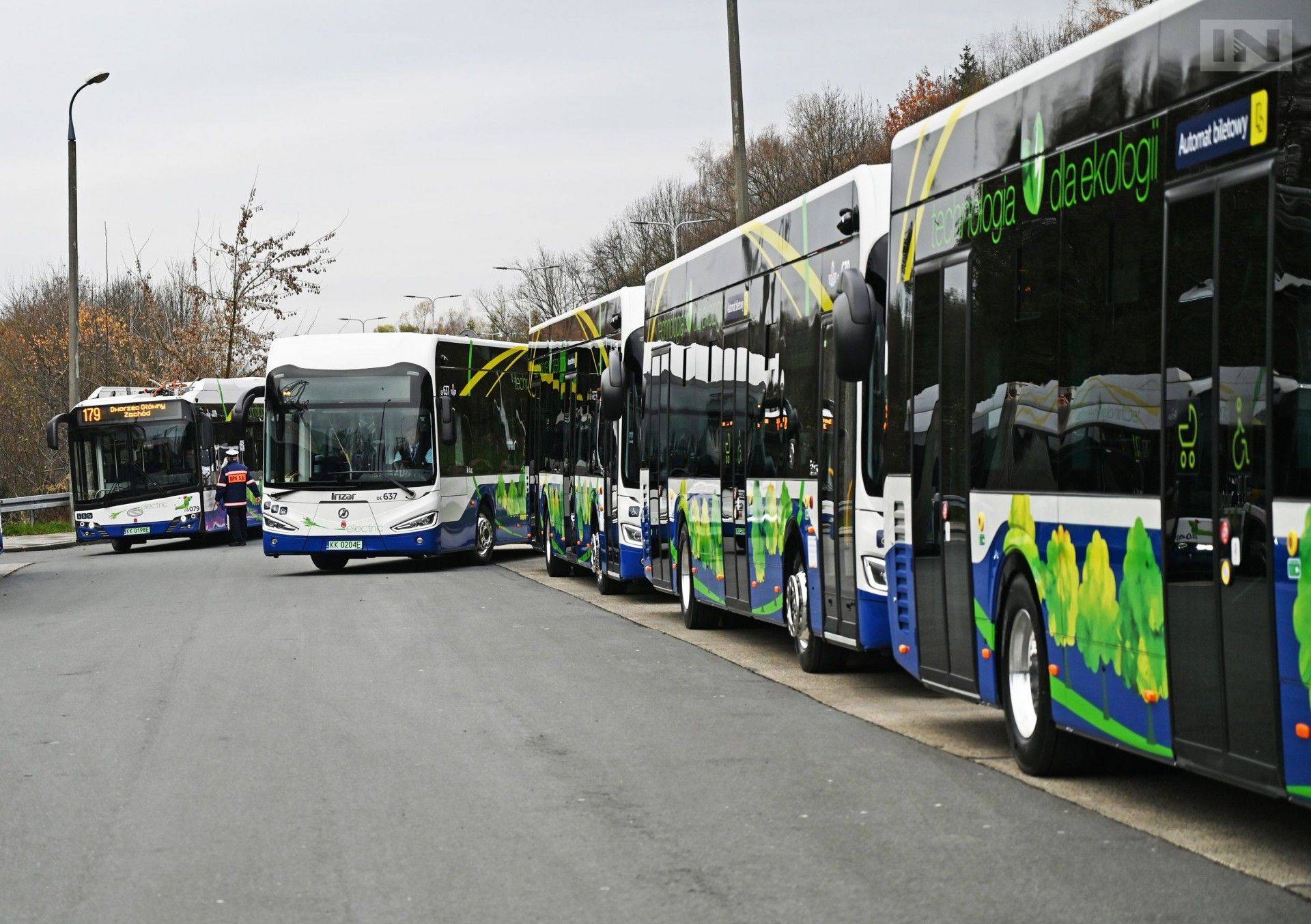 Duże zmiany w komunikacji miejskiej w Krakowie: nowe trasy, więcej autobusów