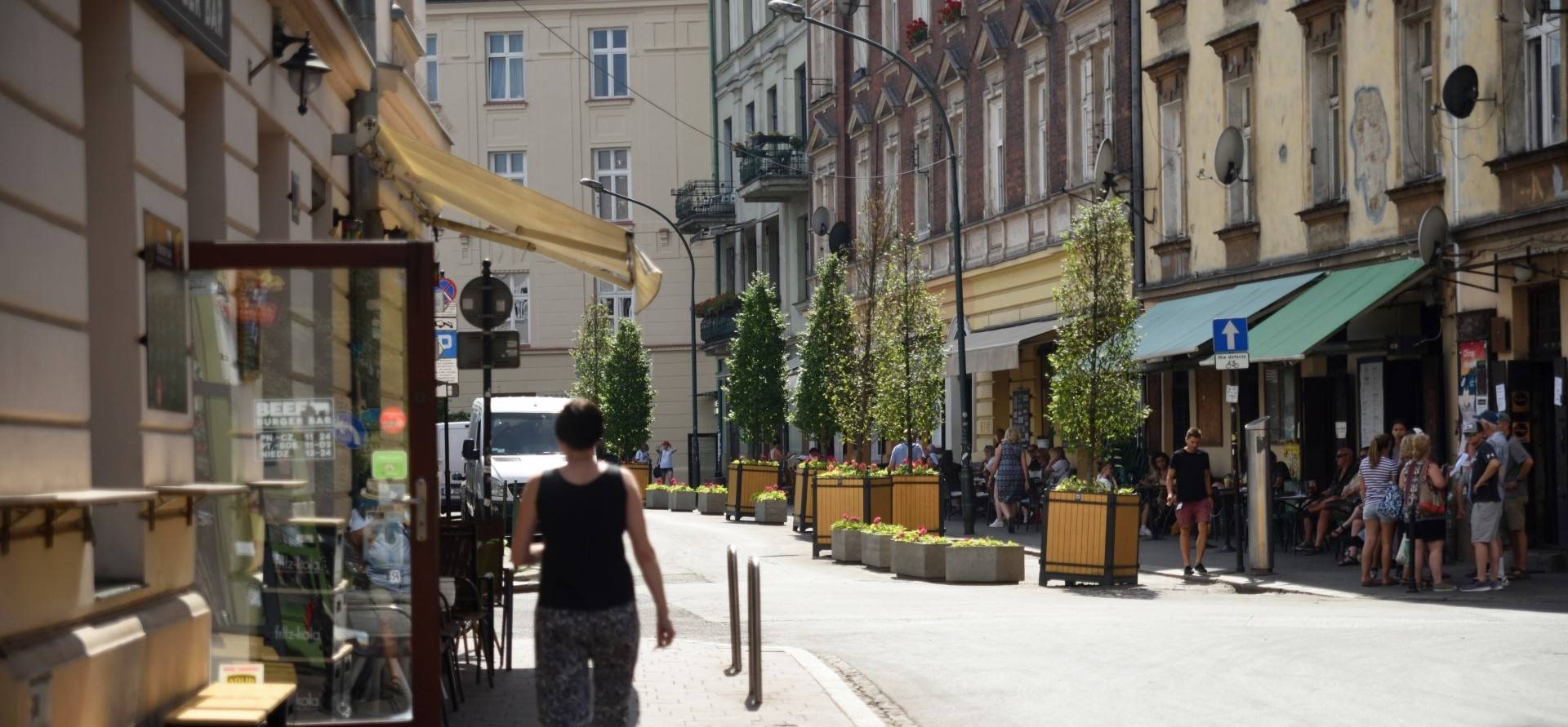 Rozpoczyna się rewolucja estetyczna na Kazimierzu, a ogródki kawiarniane tylko do 22.00