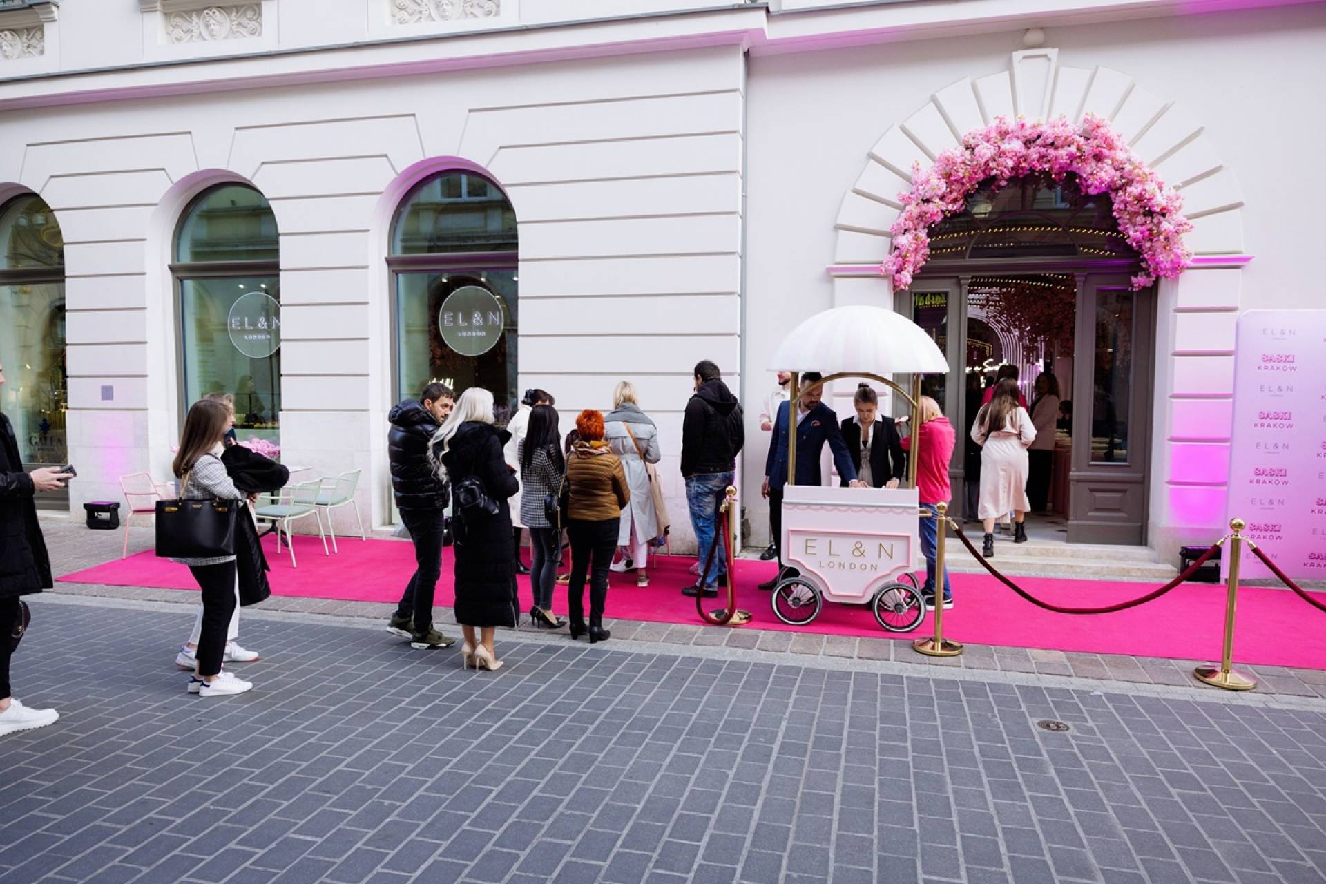 Najbardziej różowa kawiarnia na świecie otwarta w Krakowie