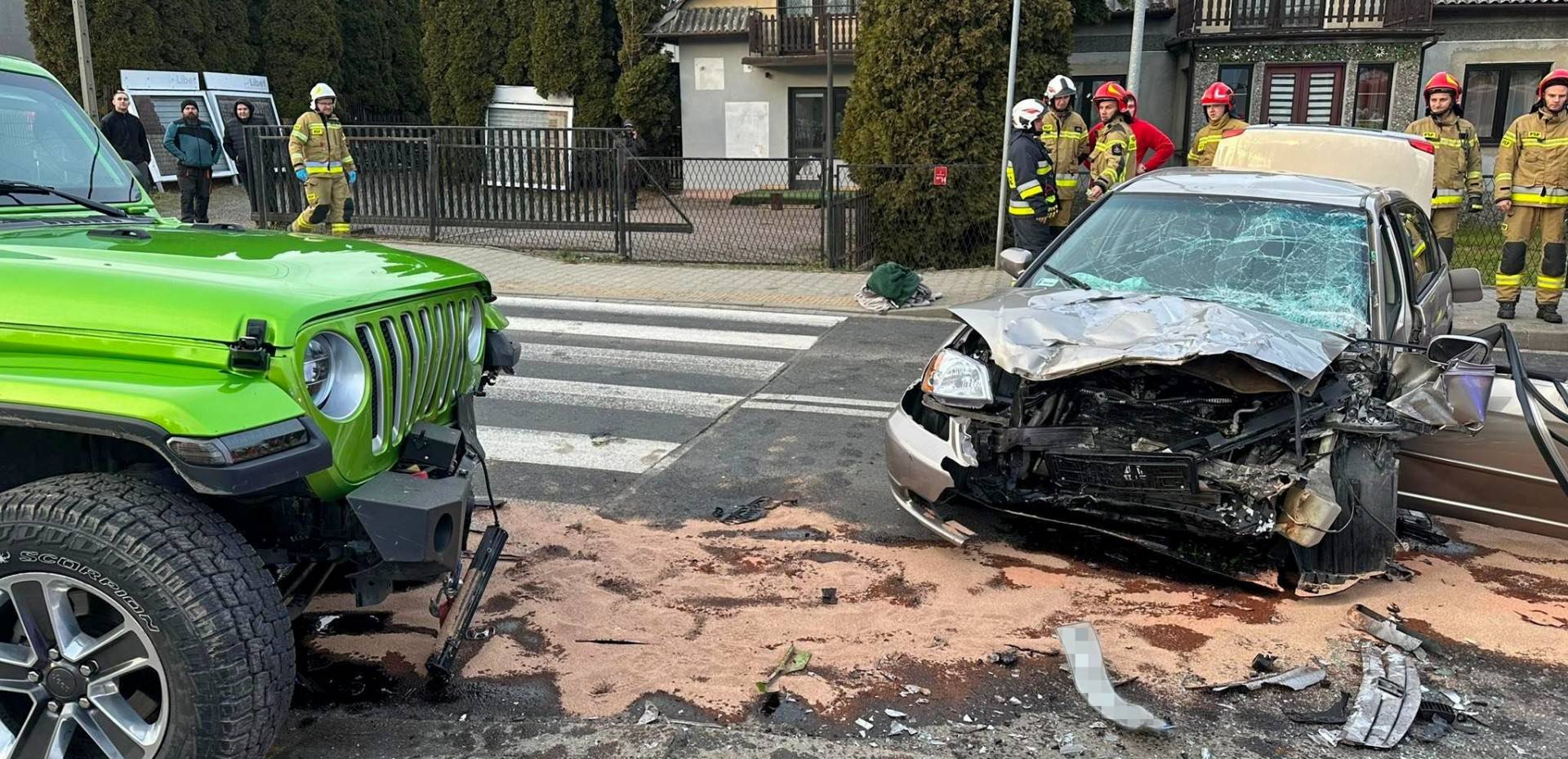 Niemowlę z wrodzoną wadą straciło w wypadku oboje rodziców