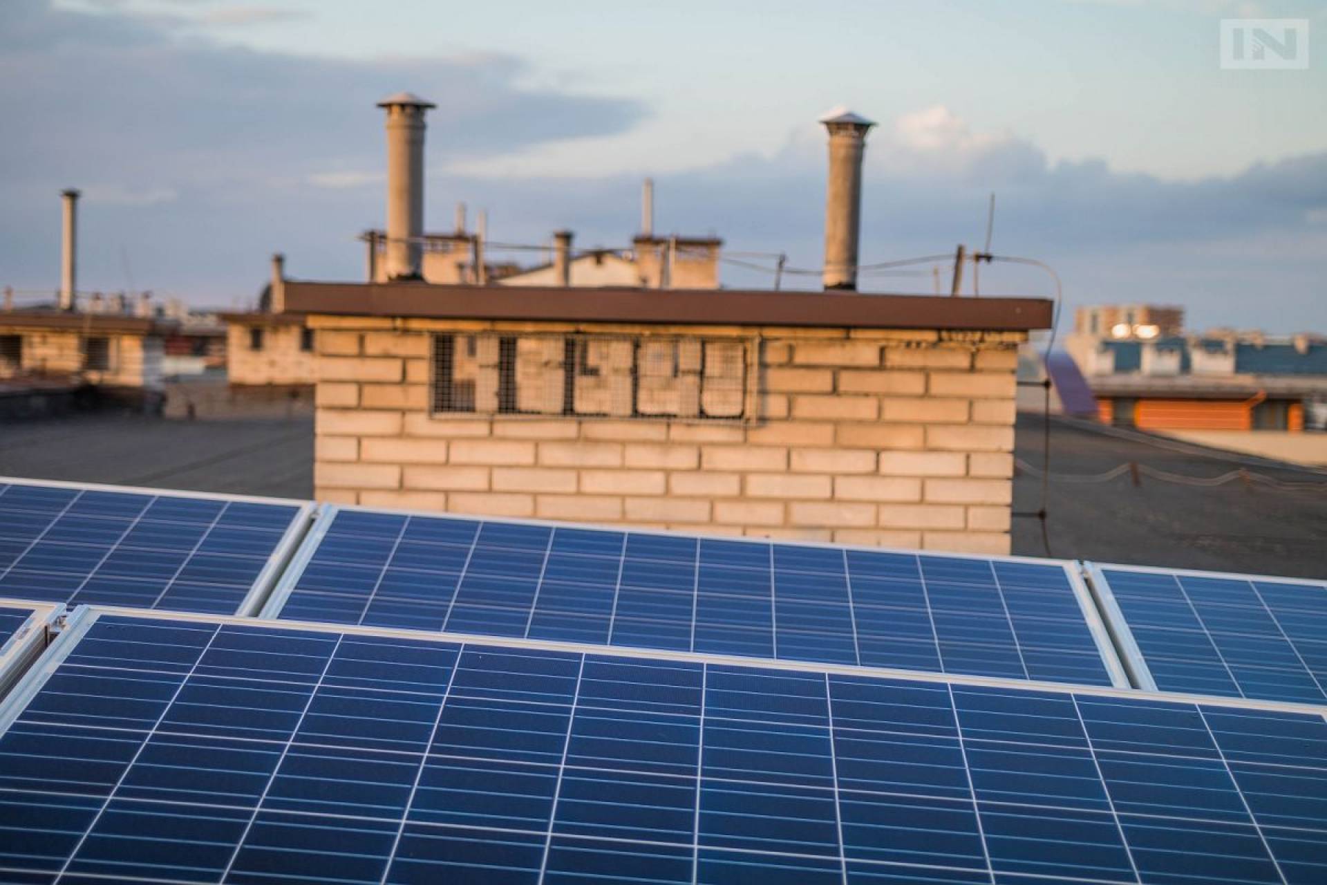 Bardzo dobry projekt: krakowskie szkoły będą wykorzystywać energię słoneczną