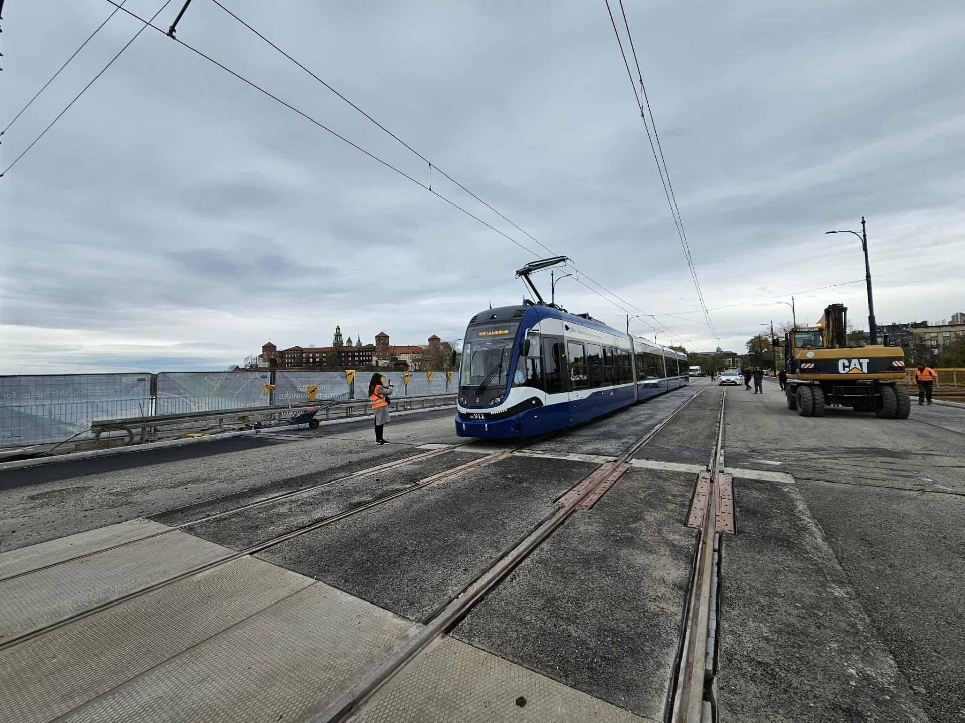 Tramwaje wróciły na Most Grunwaldzki. Remont trwa dalej