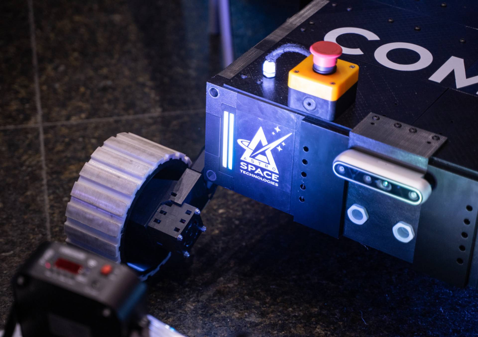 Politechnika Krakowska szykuje się do kosmicznych misji specjalnych