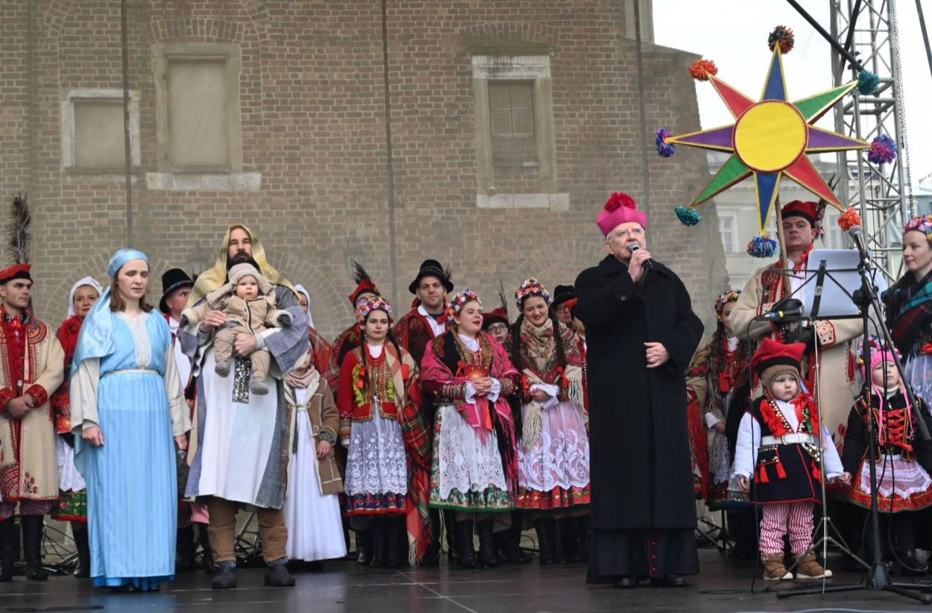 Abp Jędraszewski: dzieciom jak za czasów Heroda znów grozi wielkie niebezpieczeństwo