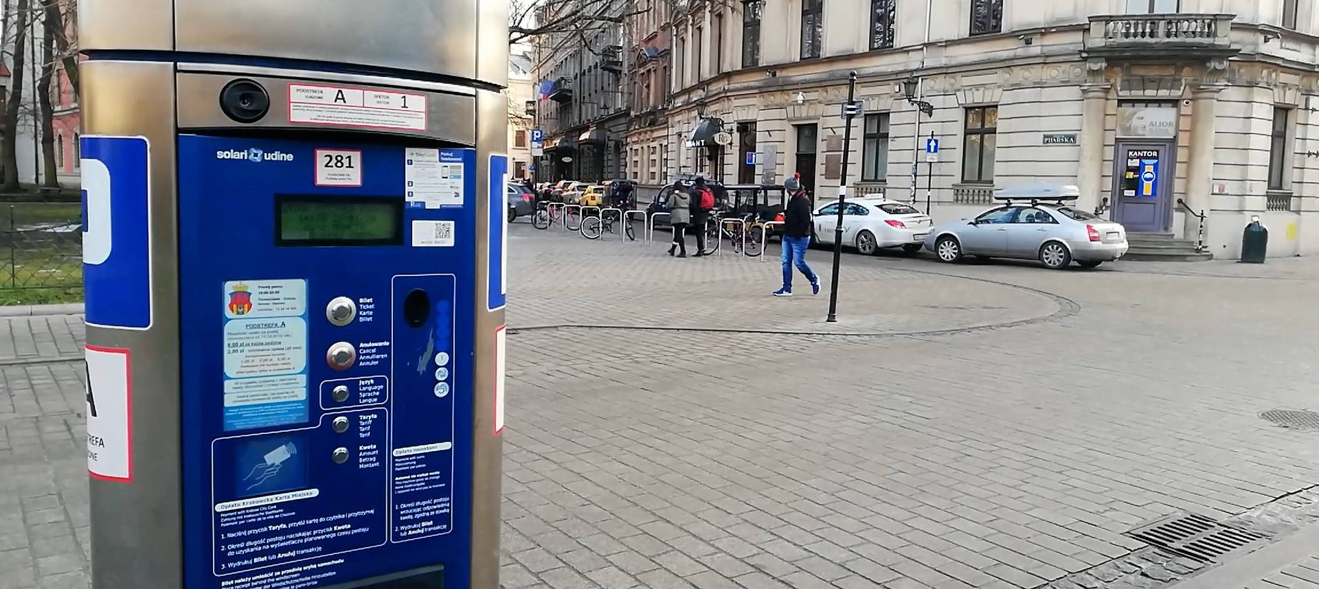 Wiceprezydent Andrzej Kulig: zmiany w strefie parkowania odłożyć na rok