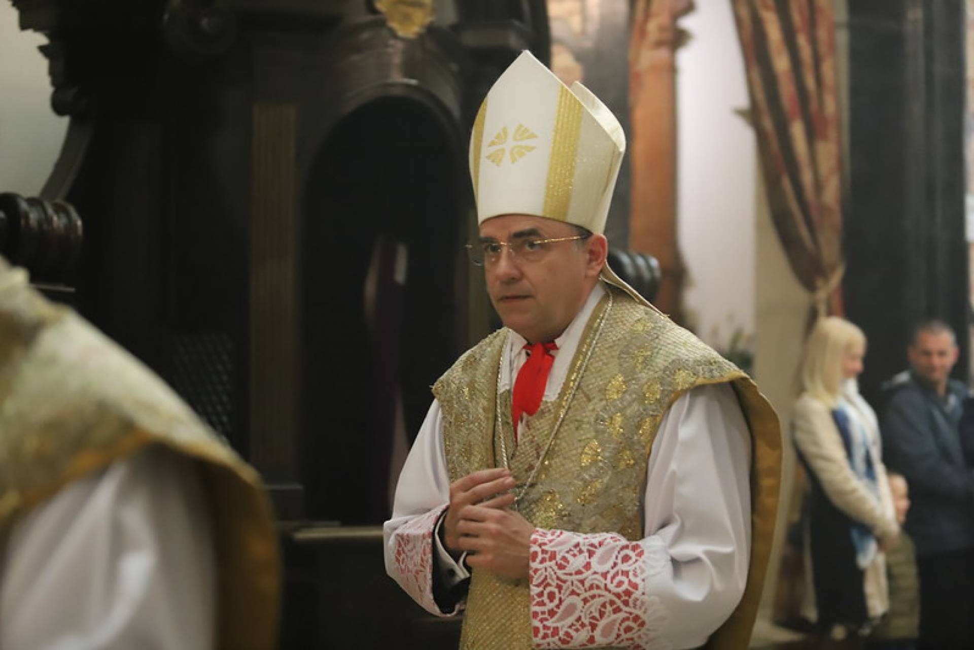 Krakowski biskup: "żadne mocarstwo nie zapewni nam pokoju, potrzebny Boży ład"