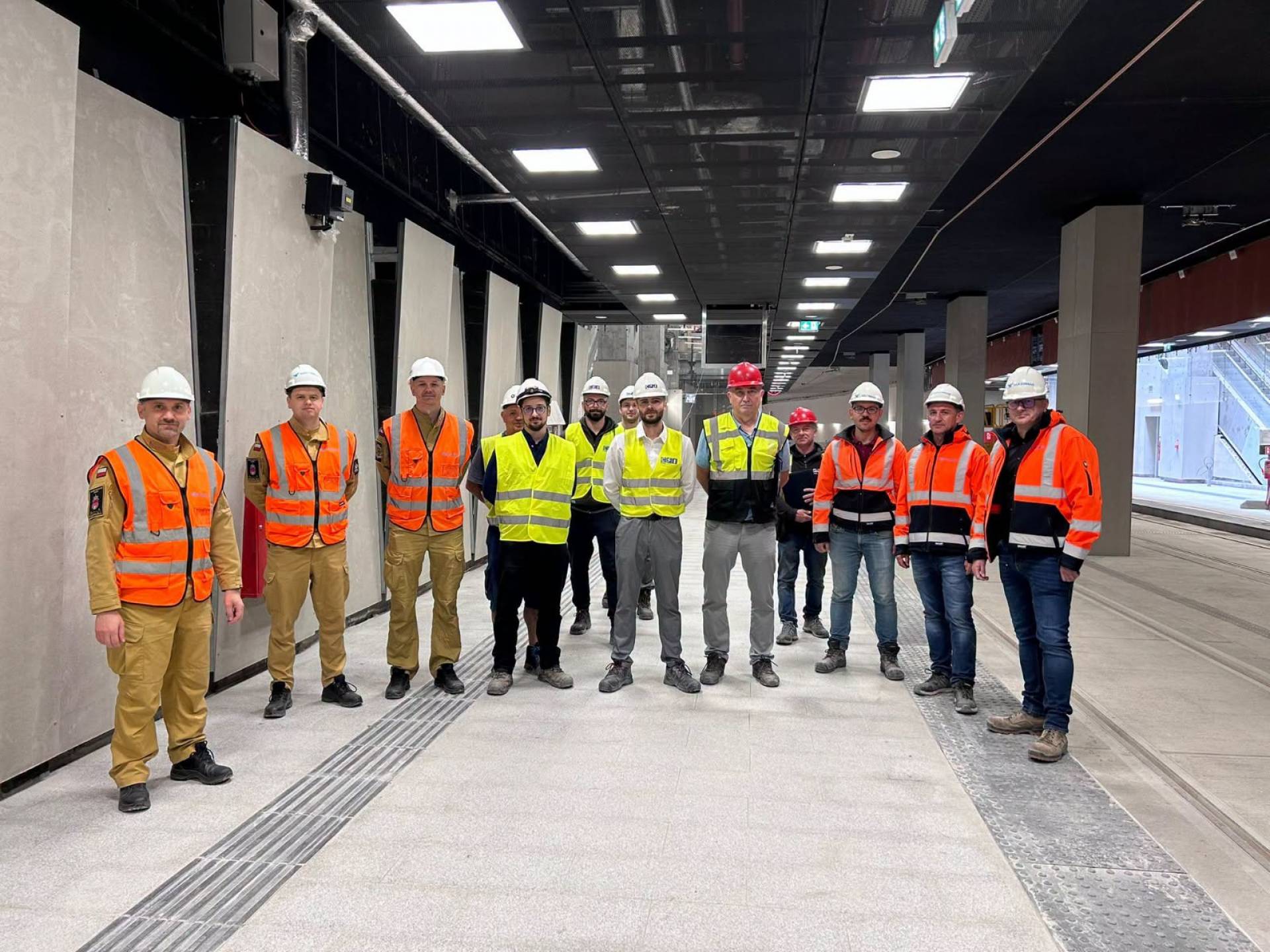 Tunel tramwaju do Mistrzejowic sprawdzony przez strażaków
