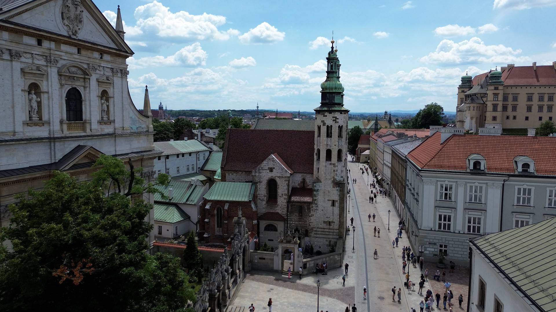 To jeden z najstarszych murowanych kościołów w Polsce. Konserwatorzy mają duży problem