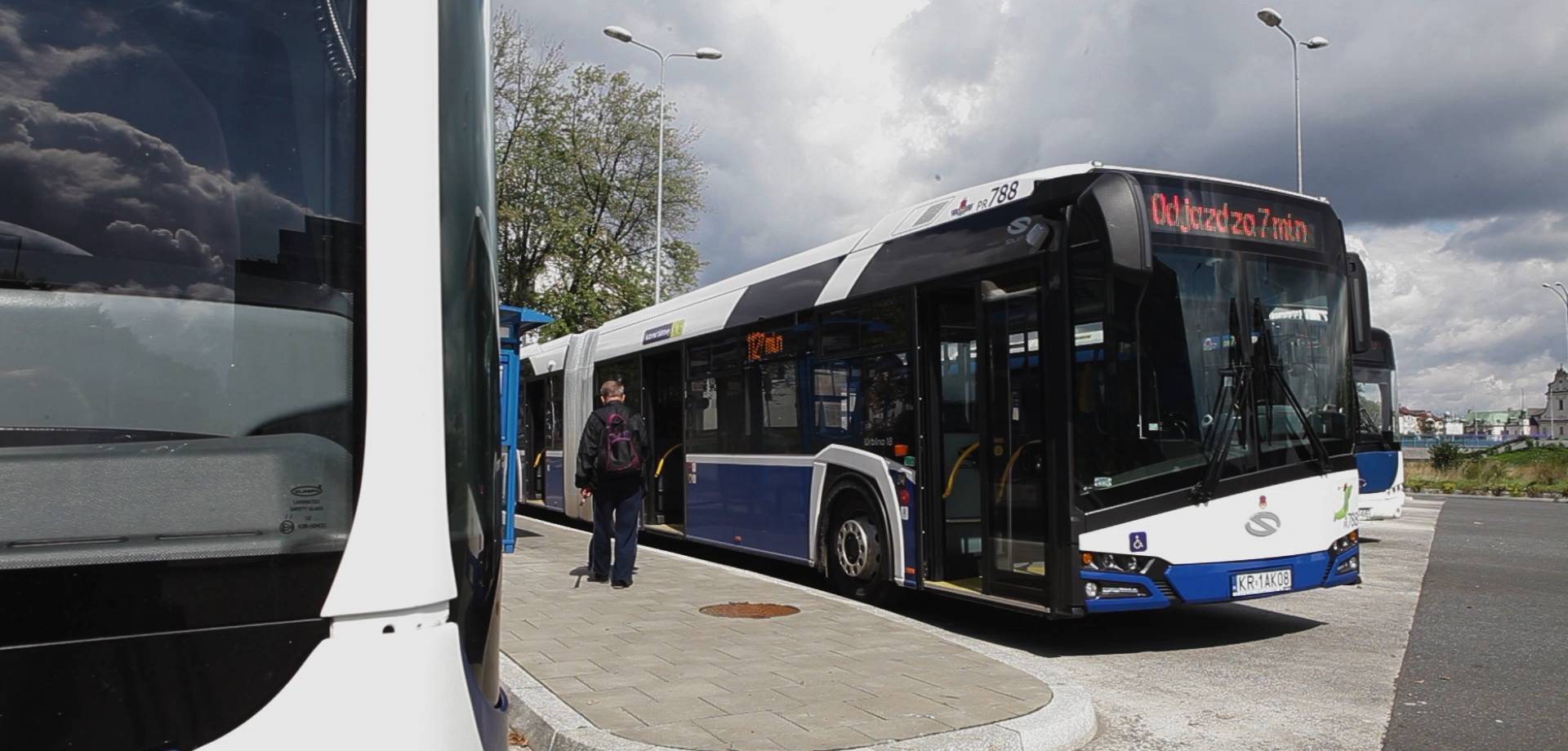 To ma być alternatywa dla samochodów, nowe połączenia autobusowe