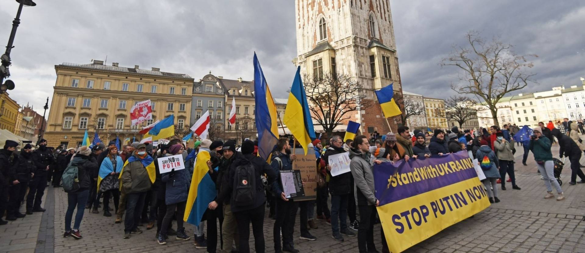 Łańcuch solidarności z Ukrainą! Niedziela 12:30 Rynek Główny