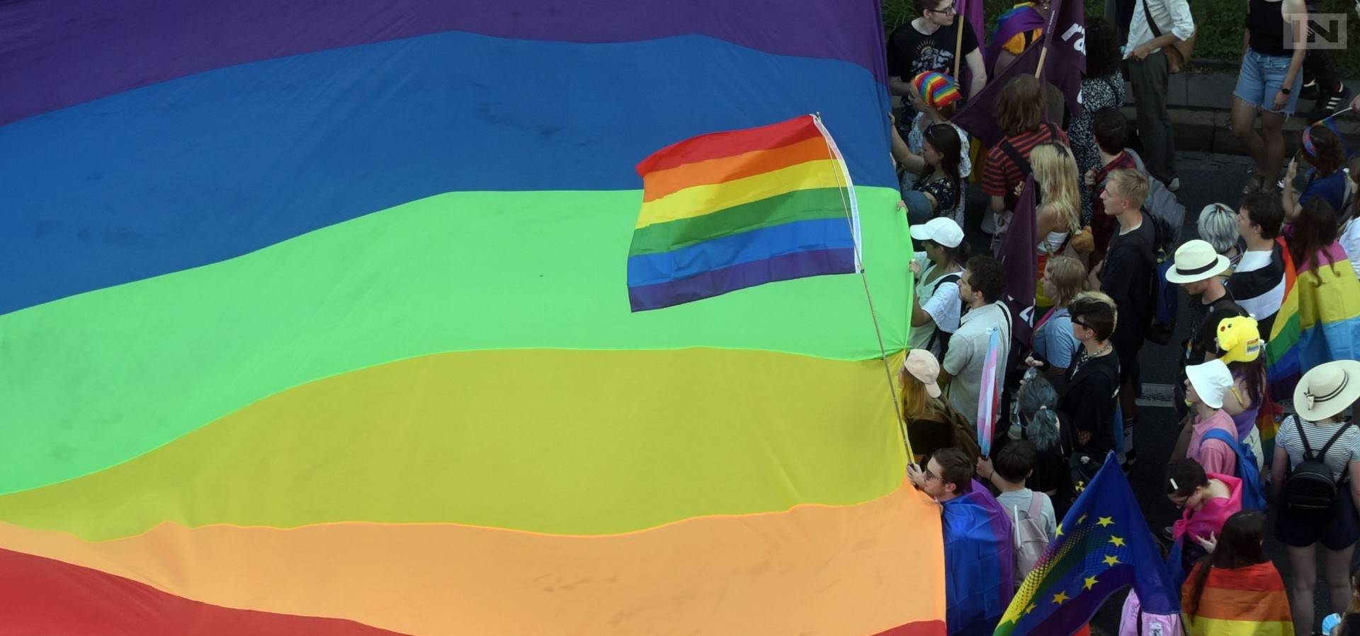 Radni Sejmiku z PiS za "nowelizacją uchwały" wymierzonej w osoby LGBT. Co chcą zmienić?