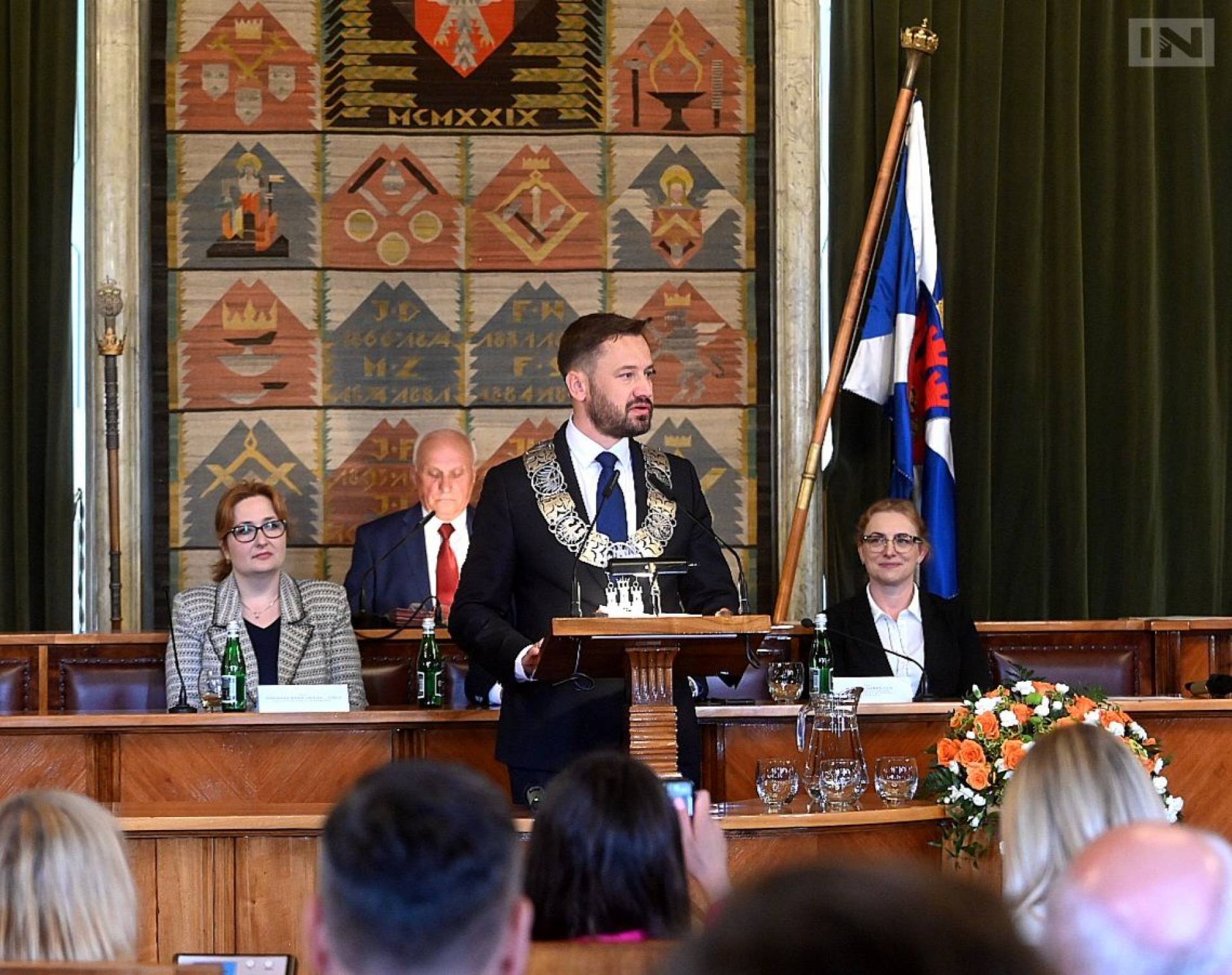 Prezydent Krakowa oceniony przez radnych za wykonanie budżetu