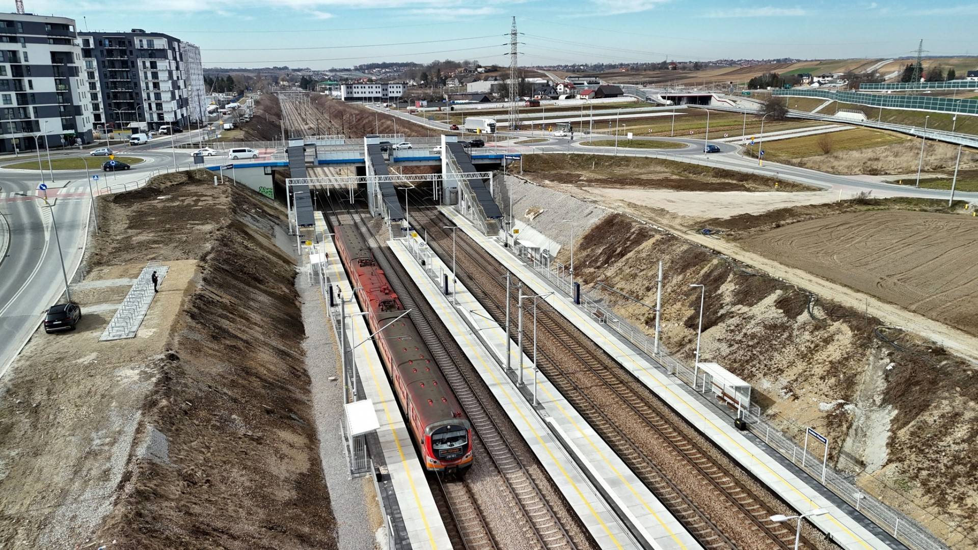 Pociągi jadące przez Kraków przyspieszą, remont kolejnej linii kolejowej