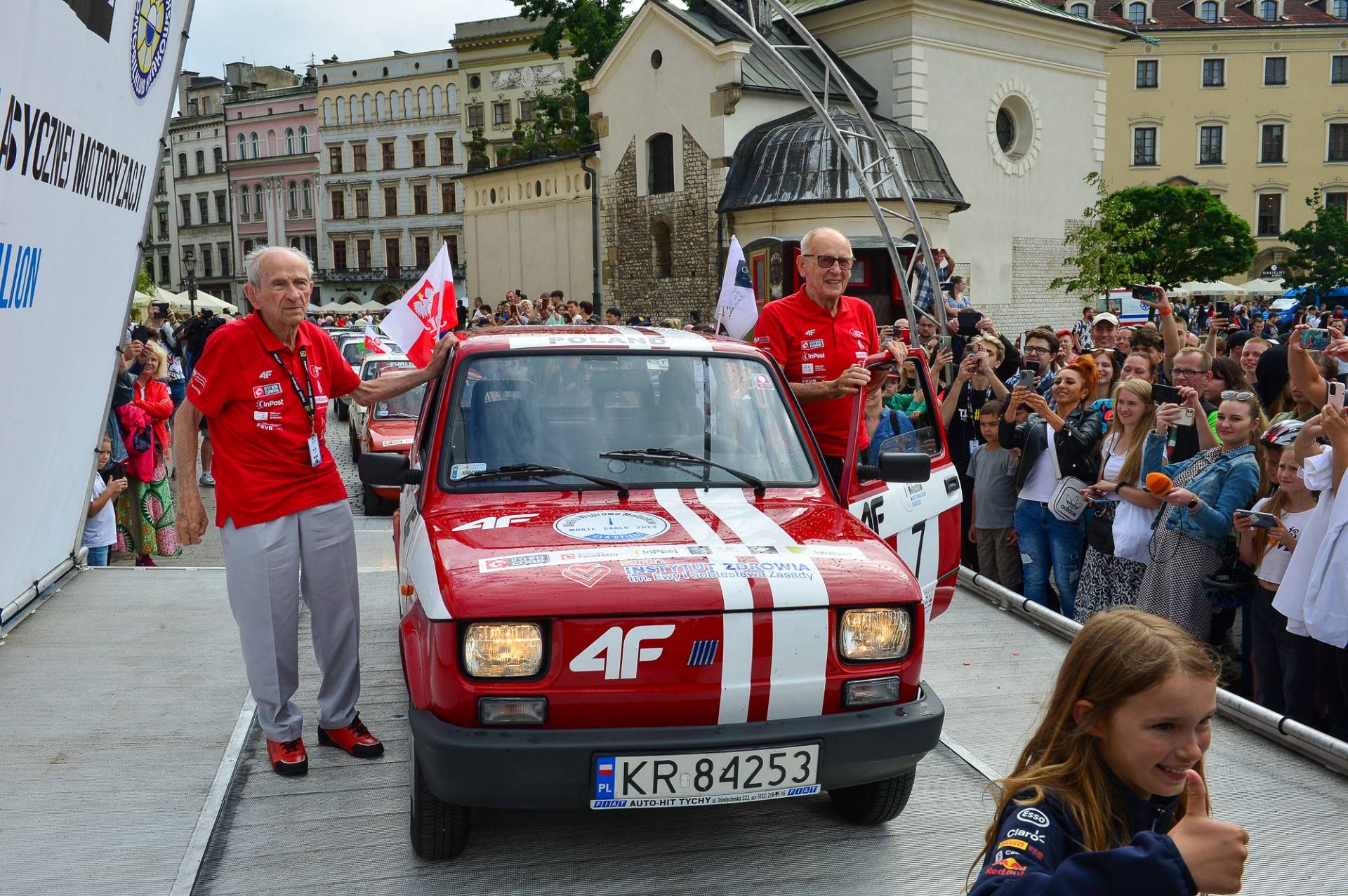 Wielka Wyprawa Maluchów dotarła do Krakowa, najstarszy duet rajdowy na świecie