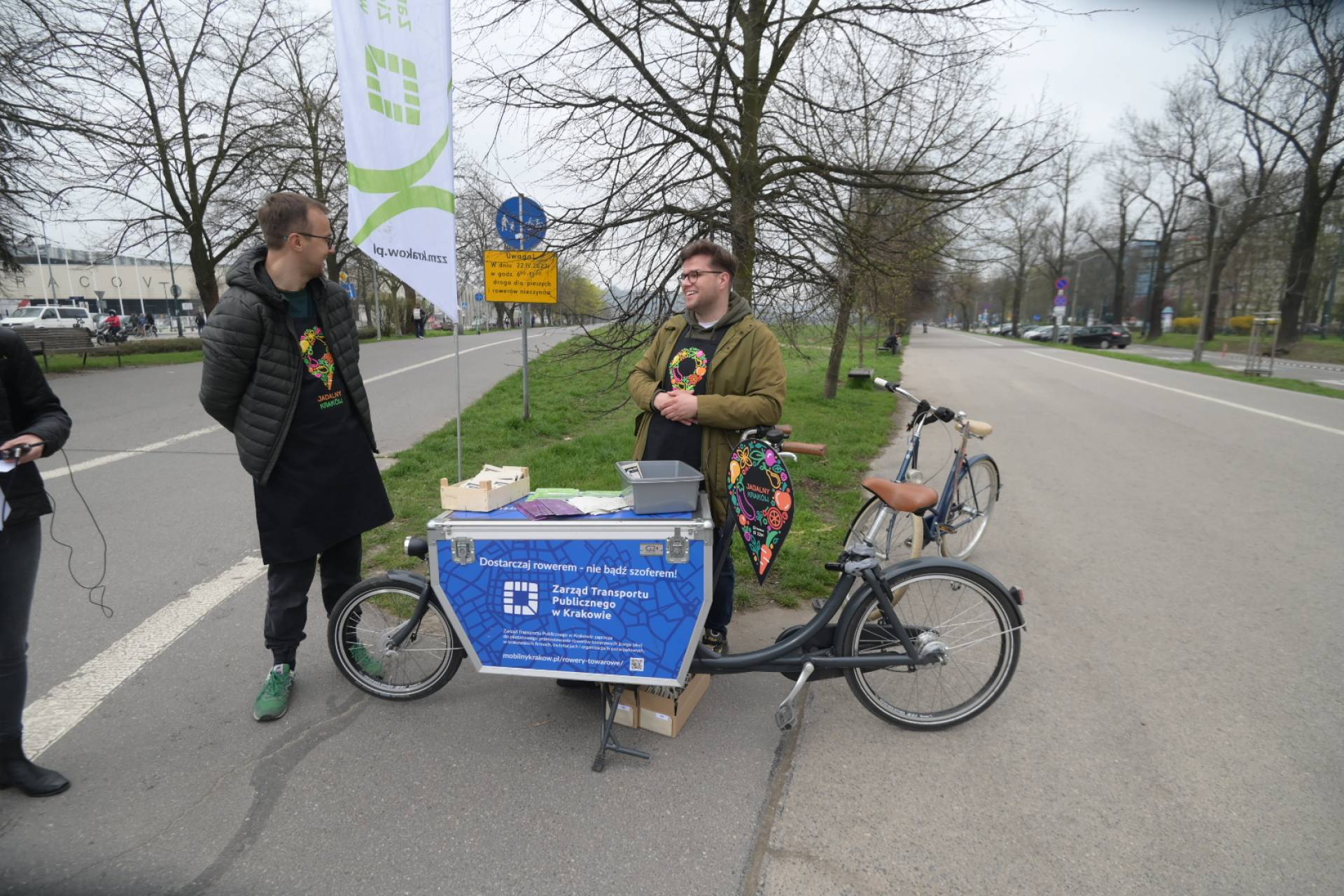 Zwróćcie uwagę na ten rower: można dostać wyjątkową saszetkę... nasion