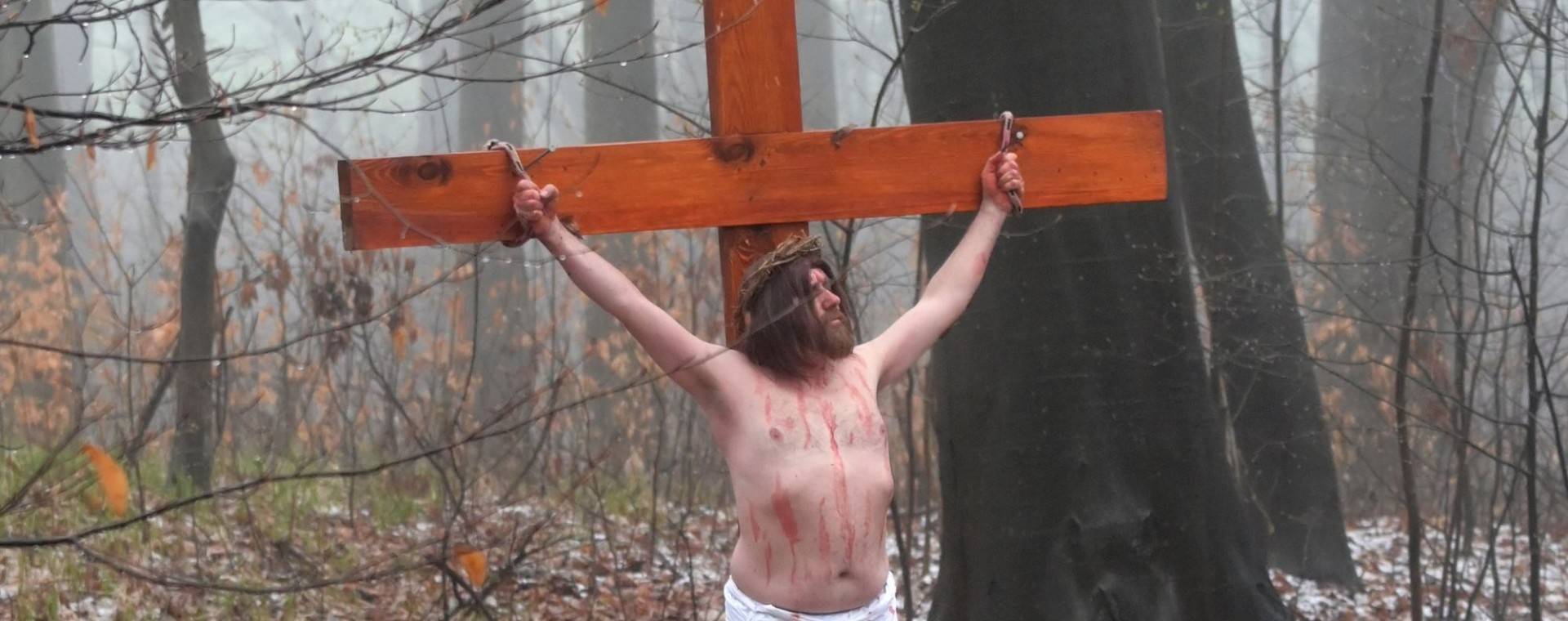 Krzyżują Chrystusa od 25 lat. Krwawe misterium w Alwerni