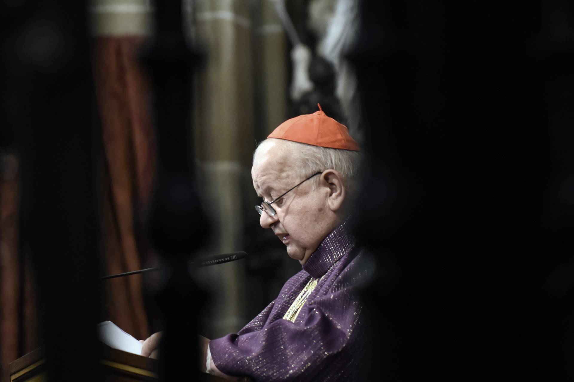 Kardynał Dziwisz: ataki na mnie powodują mój ból, ale wybaczam