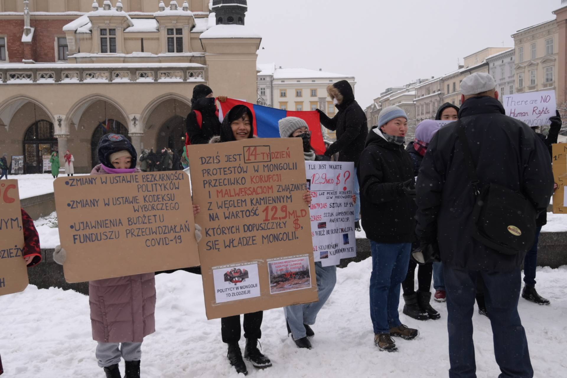 Mongołowie protestowali w Krakowie, chodzi o kradzież węgla