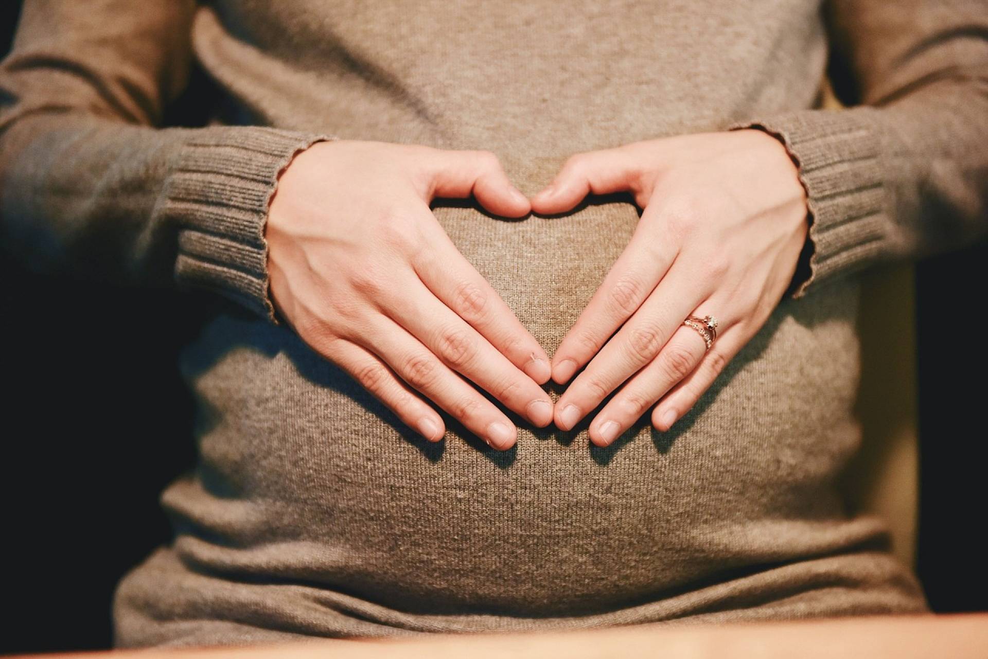 Bezpłatne badania prenatalne dla przyszłych mam, bez ograniczeń wiekowych