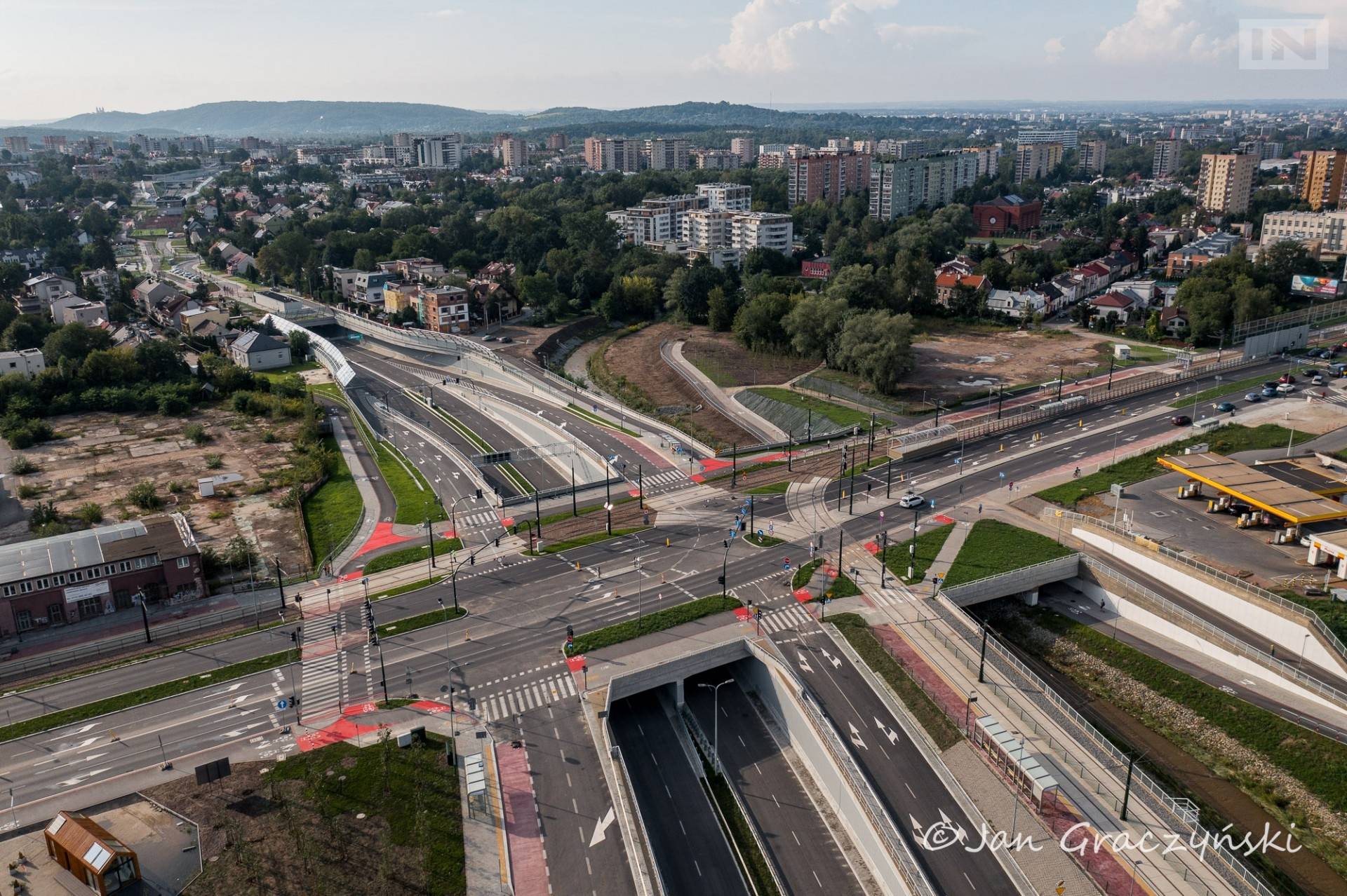 Dyrektor ZTP o największej inwestycji w mieście: "Trzeba budować ulice, a nie trasy"
