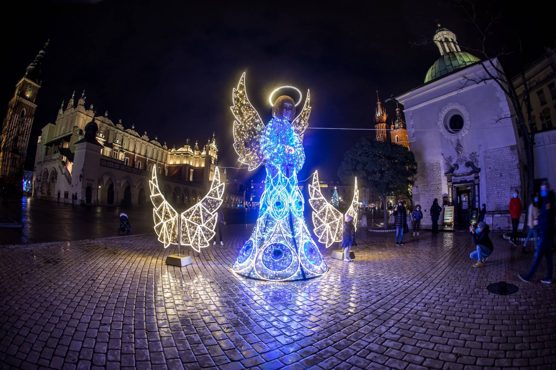 Tego pandemia nam nie zabierze! Kraków już w świątecznym nastroju