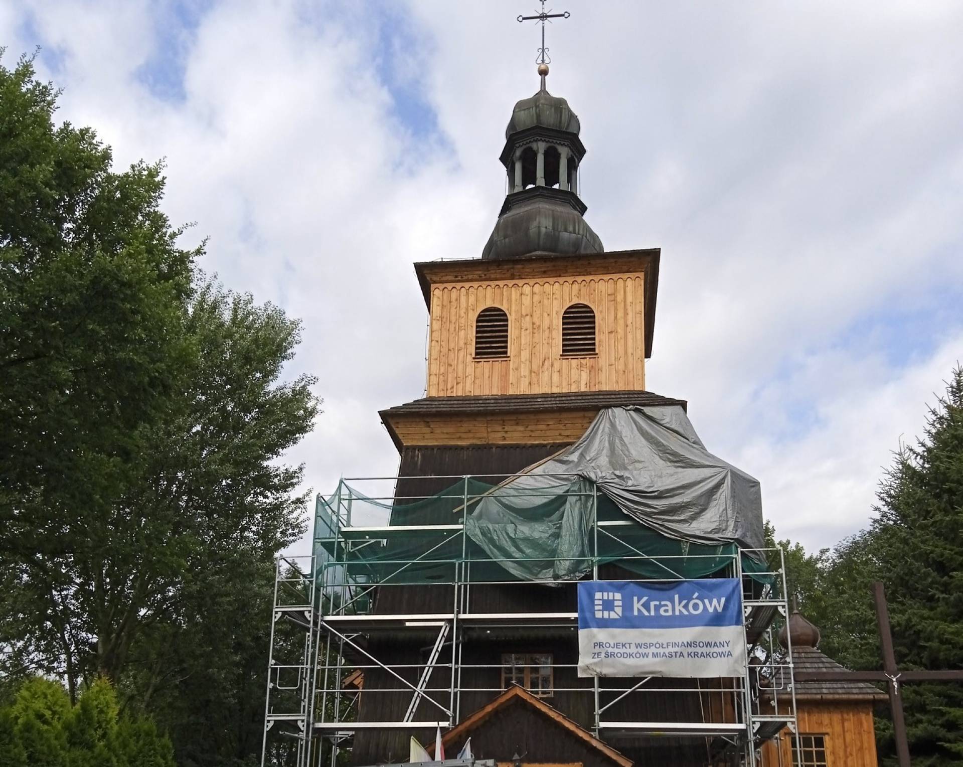 Ratują jedną z najstarszych, drewnianych budowli w Krakowie. To będzie jej "trzecie życie"