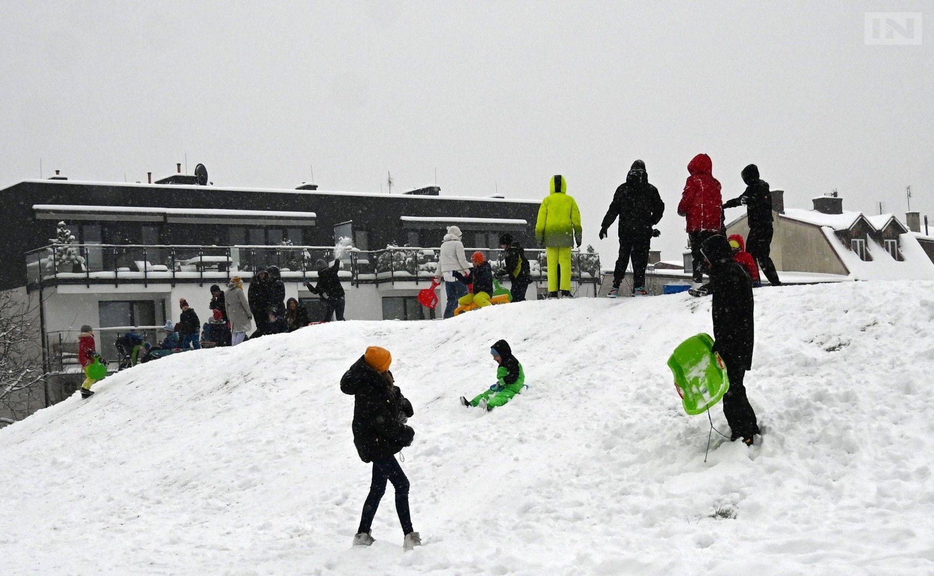 Ferie w Krakowie: gdzie wybrać się na sanki?