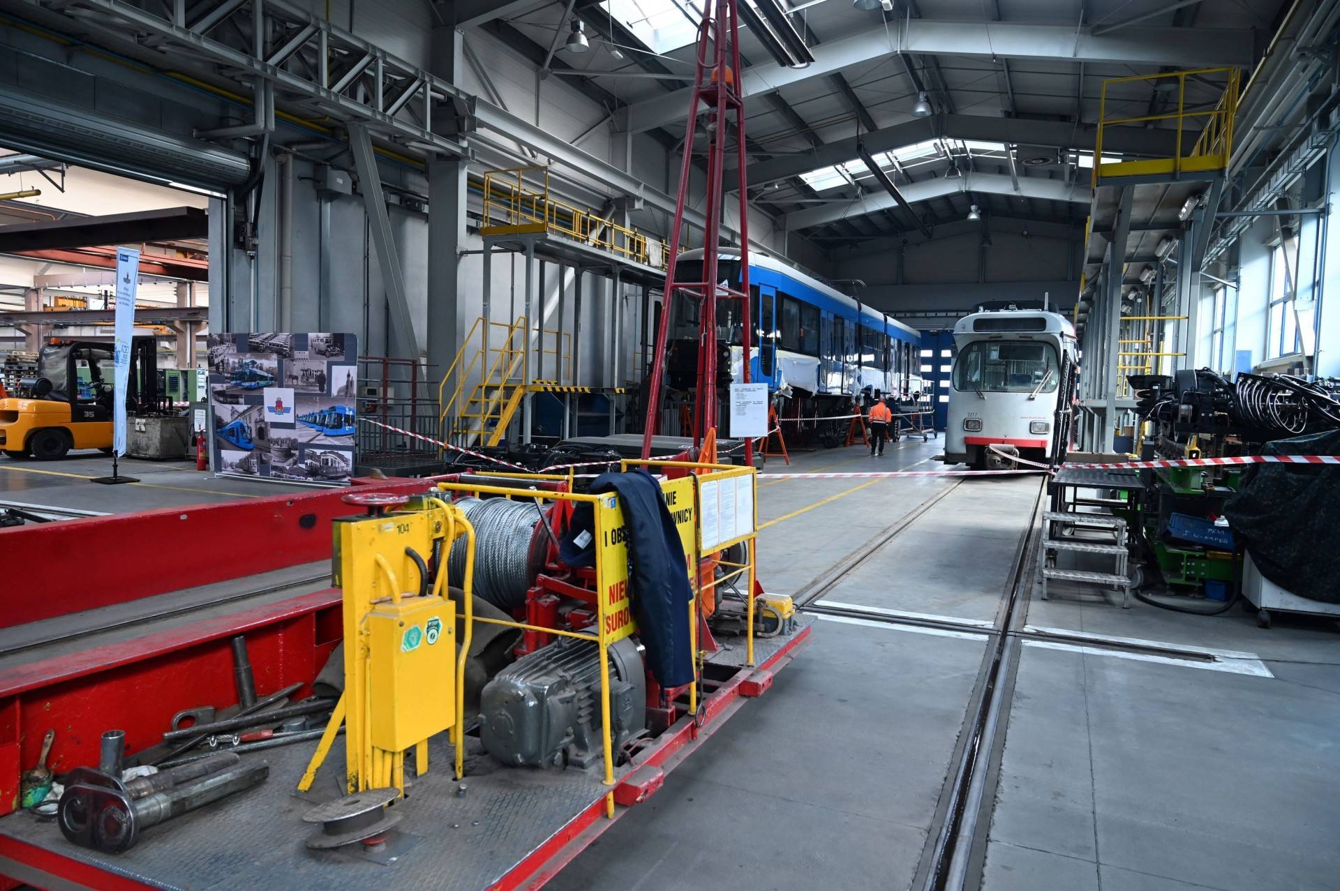 Koniec wysokopodłogowych tramwajów w Krakowie, MPK świętuje