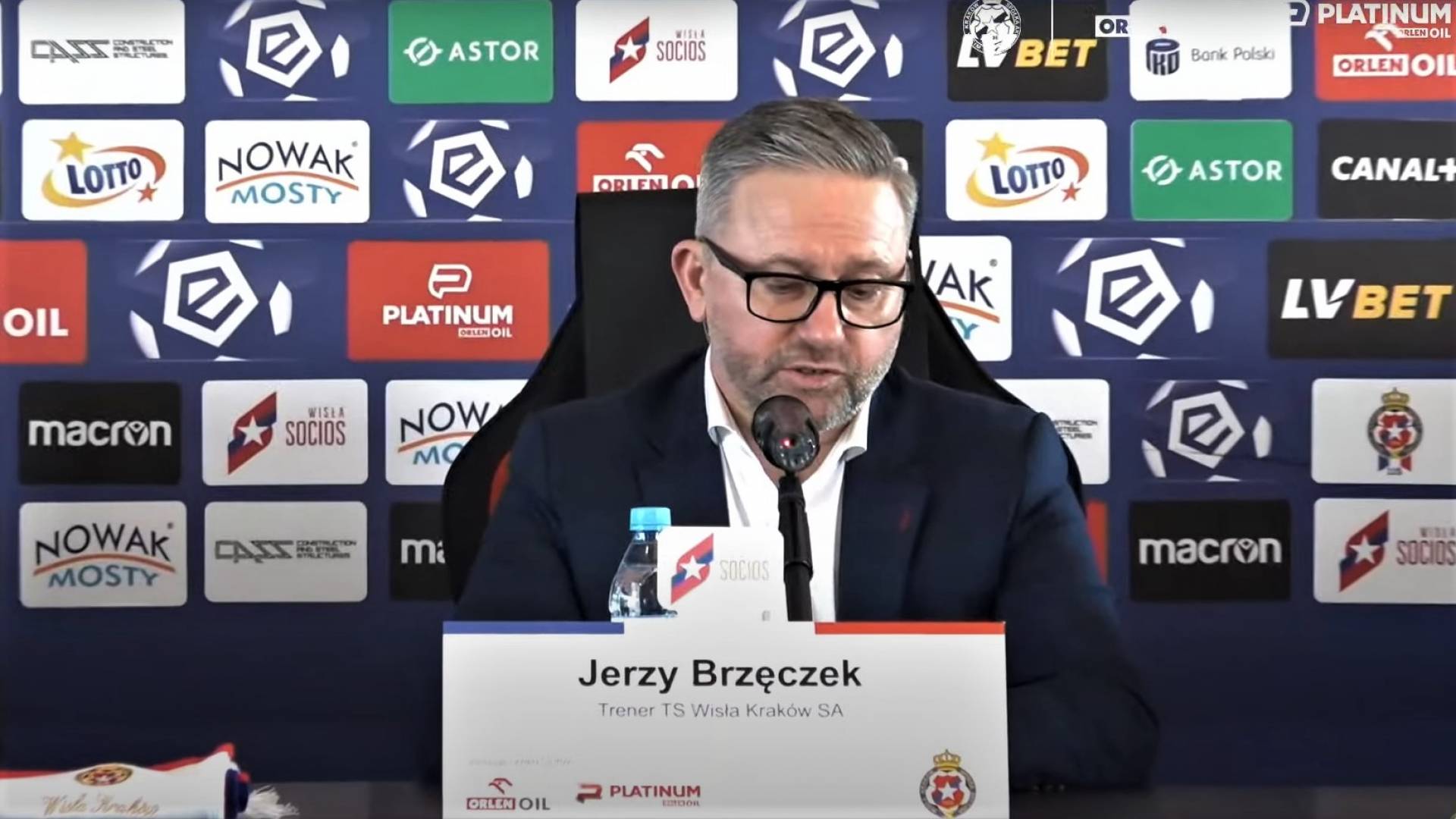 Były selekcjoner kadry uratuje klub przed spadkiem? Jerzy Brzęczek trenerem Wisły