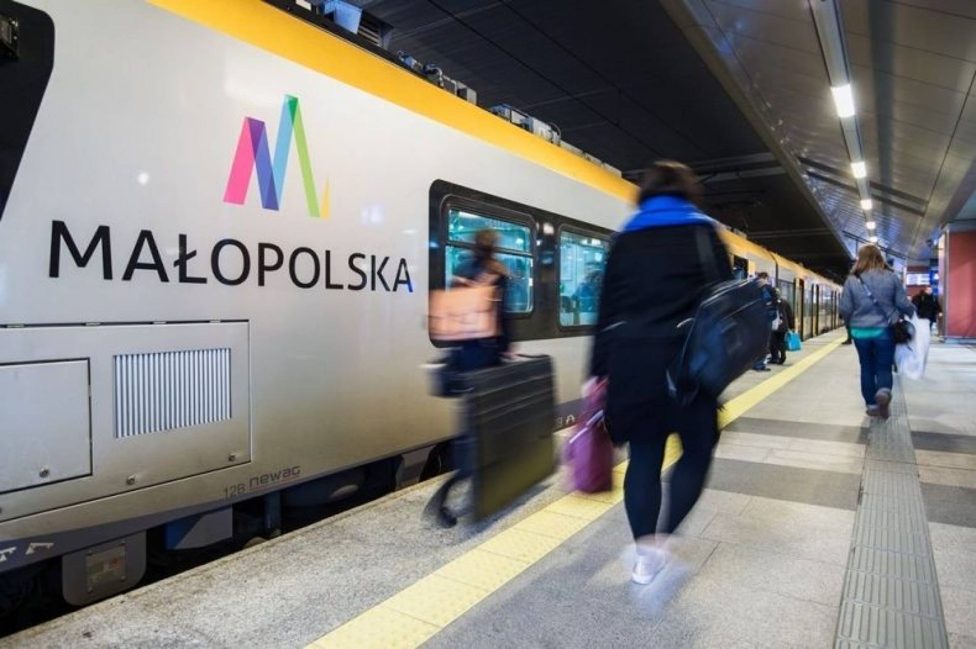 Nowy rozkład jazdy na kolei i spore kłopoty na trasie Wieliczka - Lotnisko