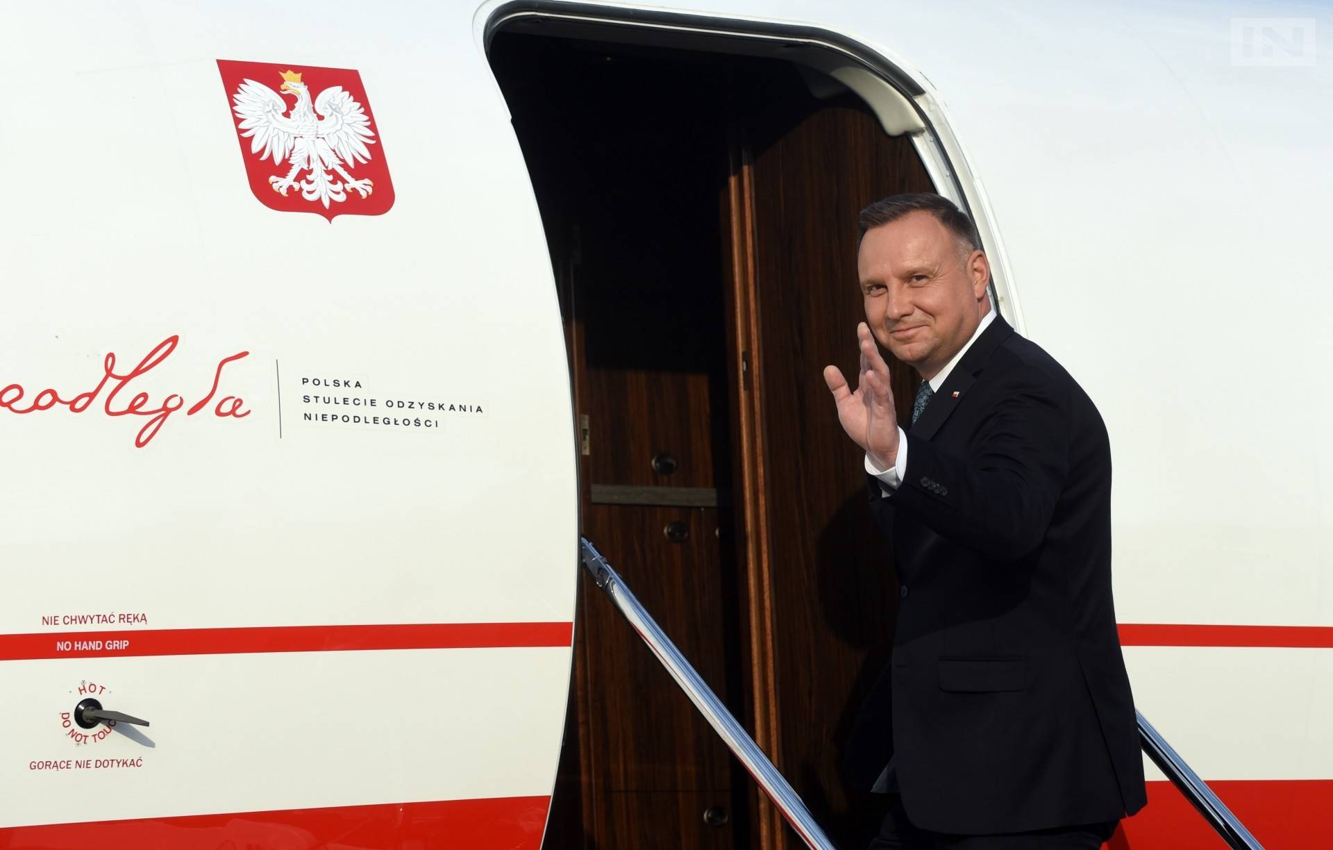 Weekendowe loty prezydenta Dudy do Krakowa: miały status "oficjalnej misji"