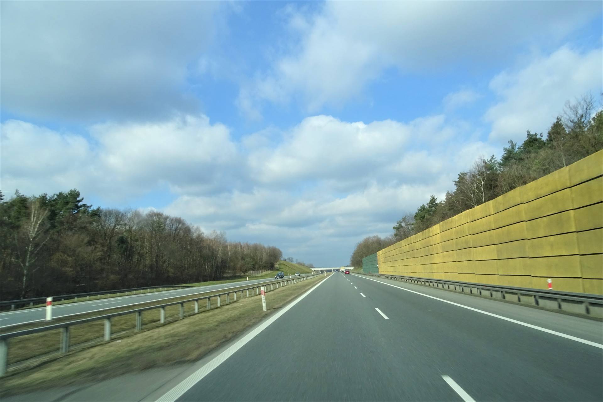 Rozbiorą bramki na austradzie A-4 w Balicach, dobudują trzeci pas ruchu