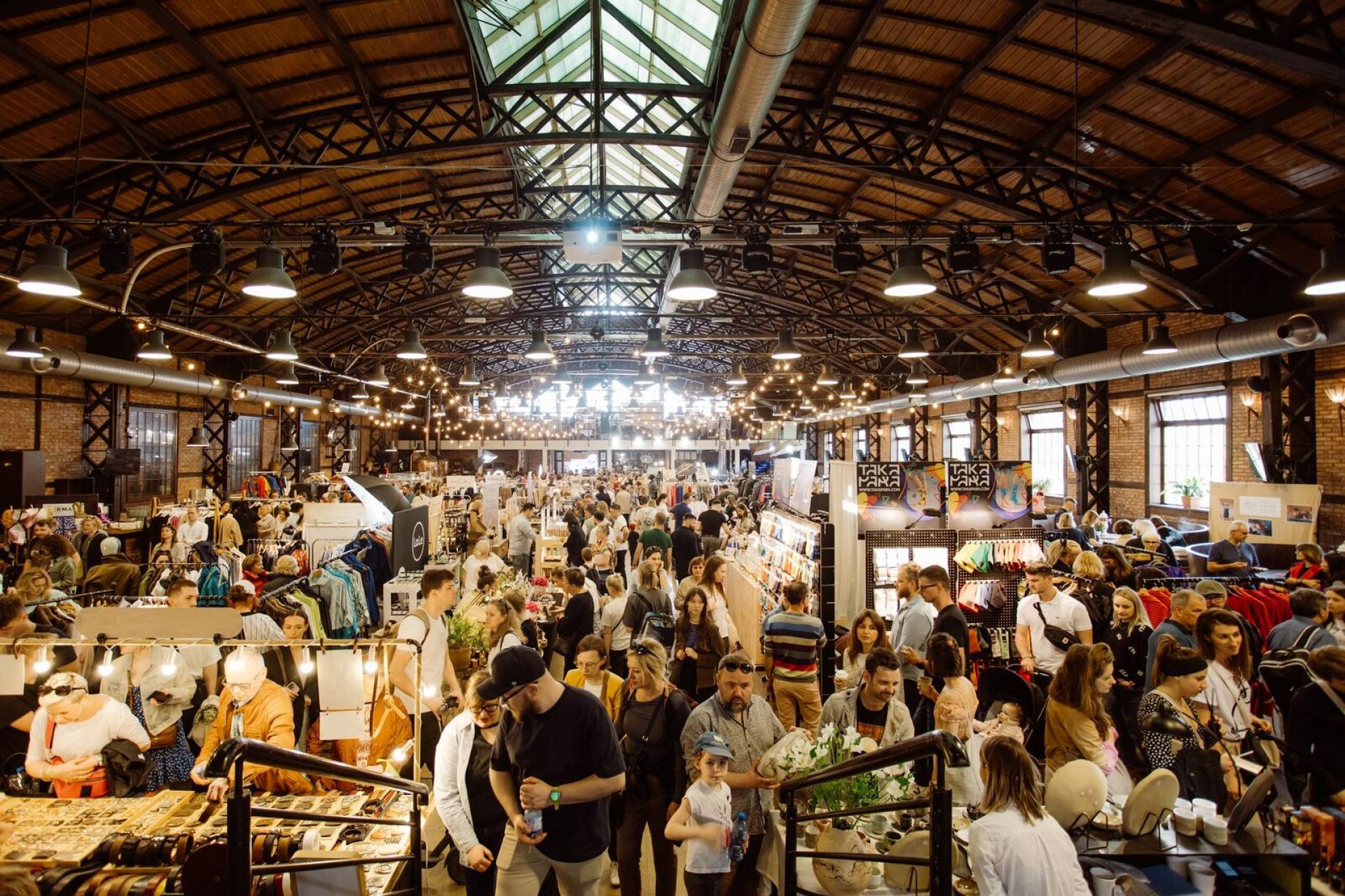 Gdzie kupić produkty polskich projektantów? Odpowiedź jest tylko jedna!