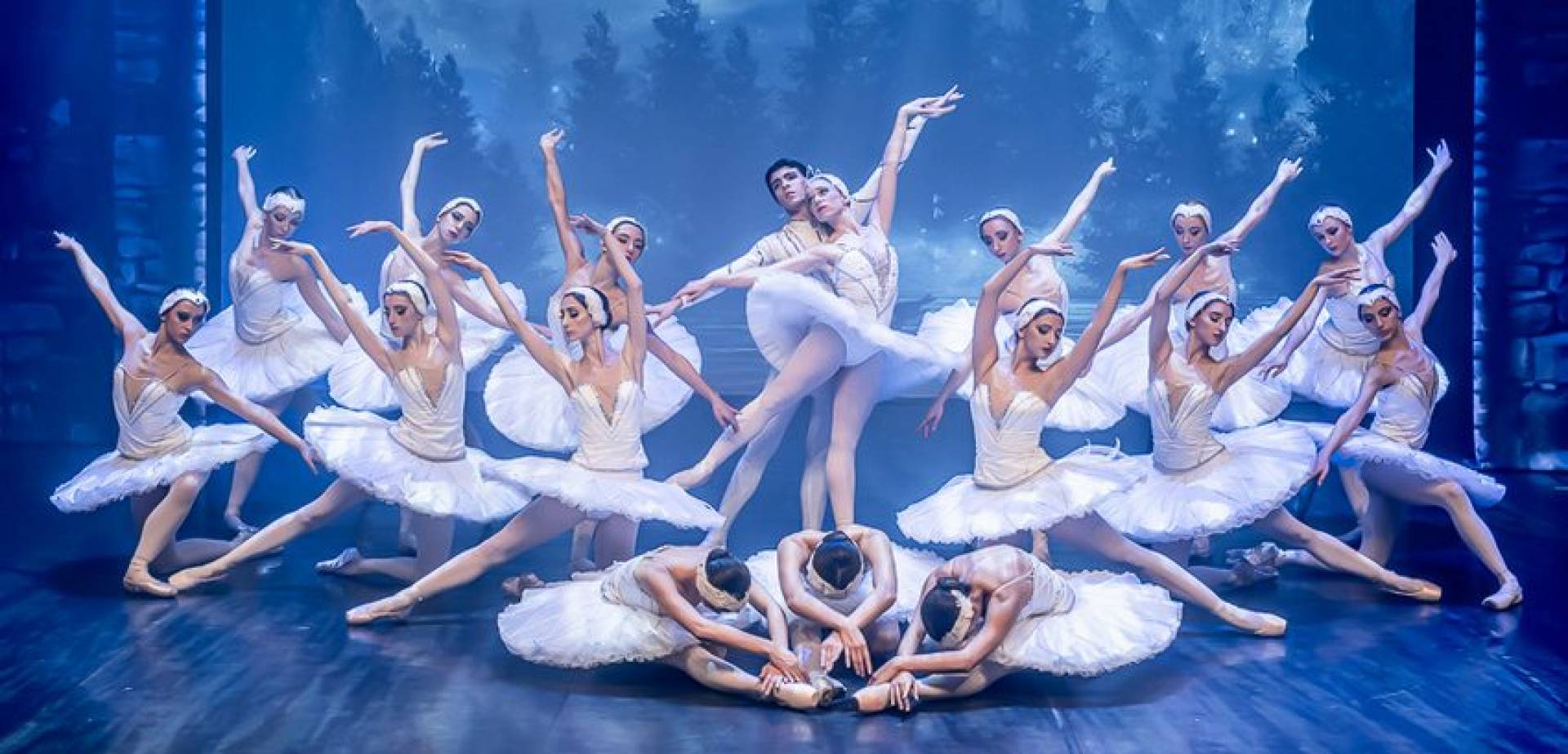 „Jezioro Łabędzie” – Królewski Balet Klasyczny