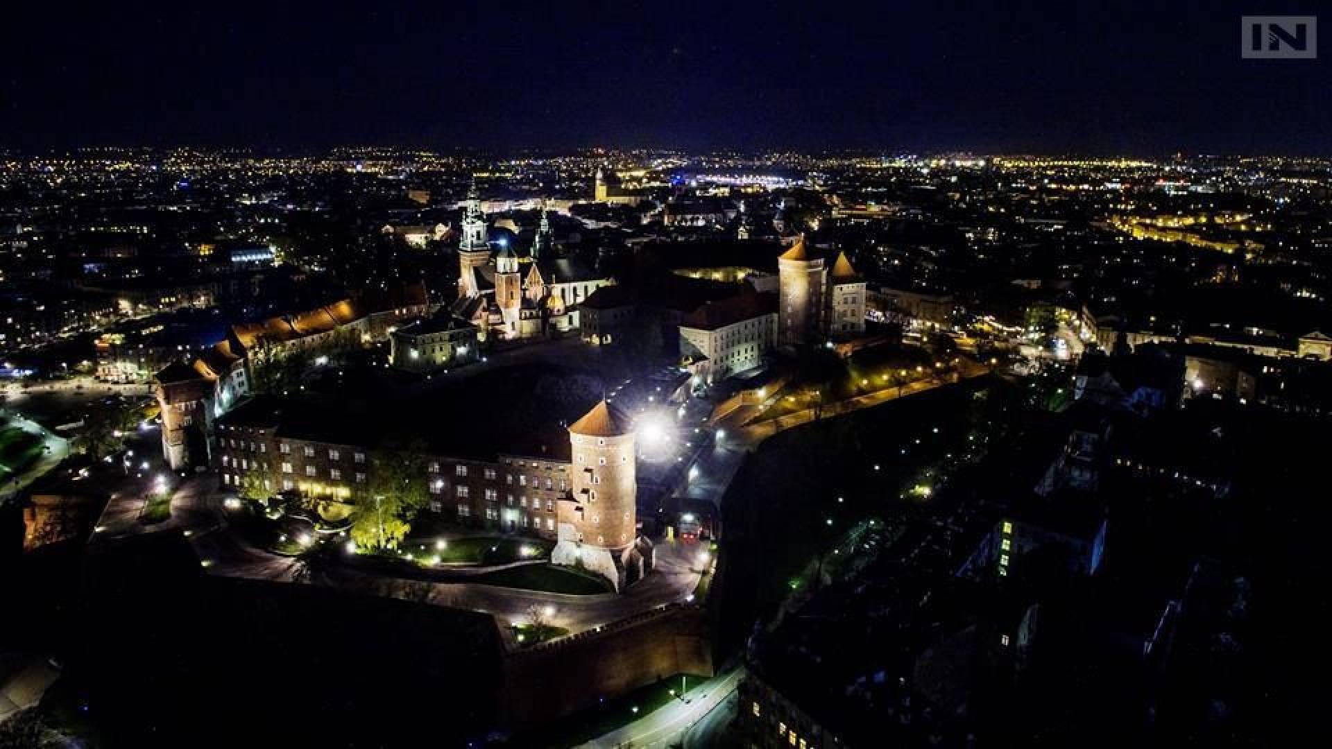 „Wawel o zmierzchu” Dziedziniec Batorego, koncert Kameralny: Bach i Brahms