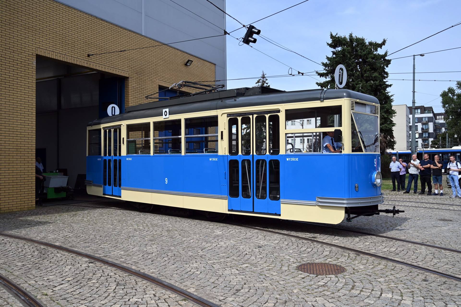 Unikatowy historyczny wagon N znów wyjedzie na krakowskie torowiska