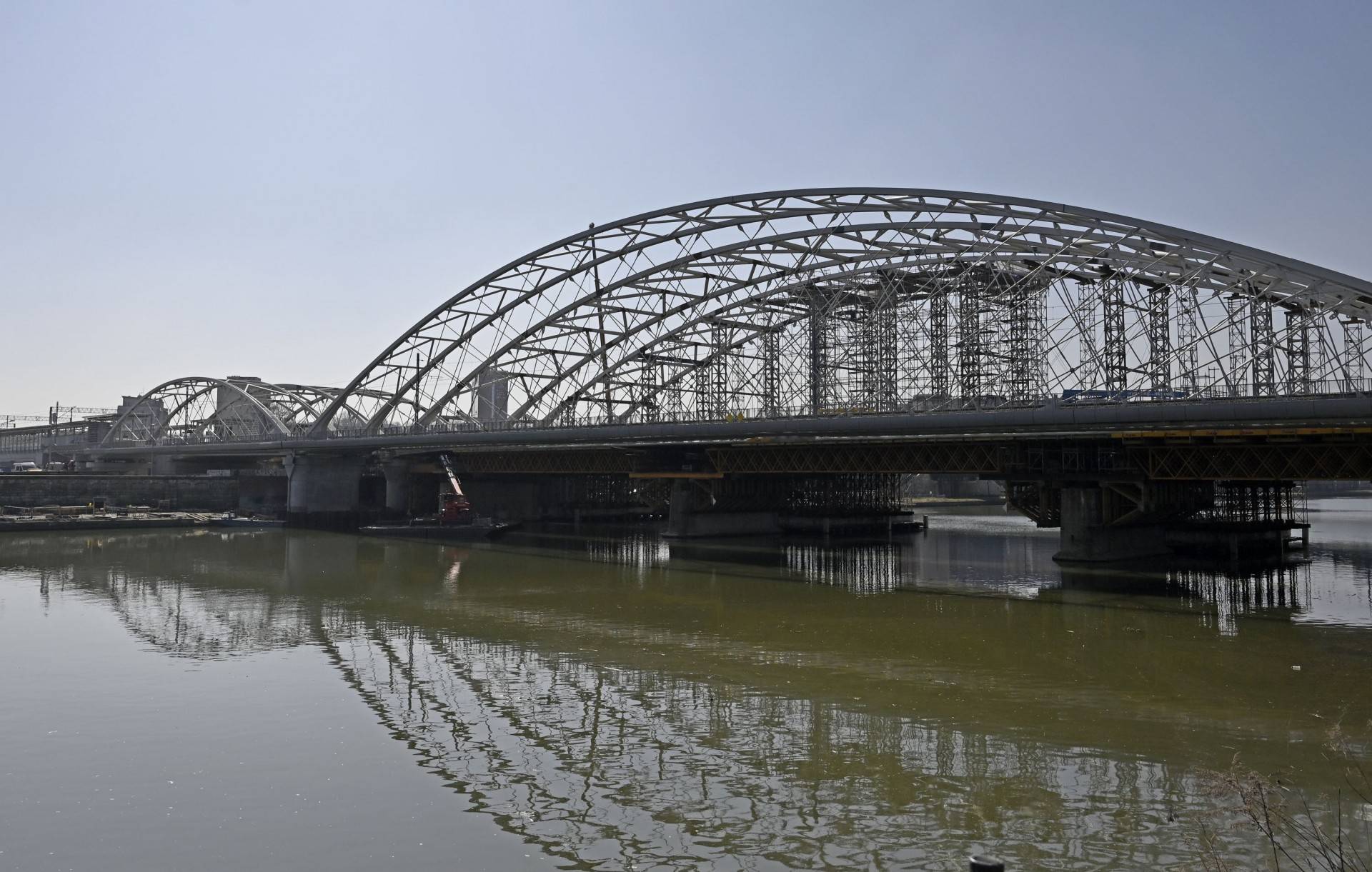 Drugi, nowy most kolejowy nad Wisłą prawie gotowy
