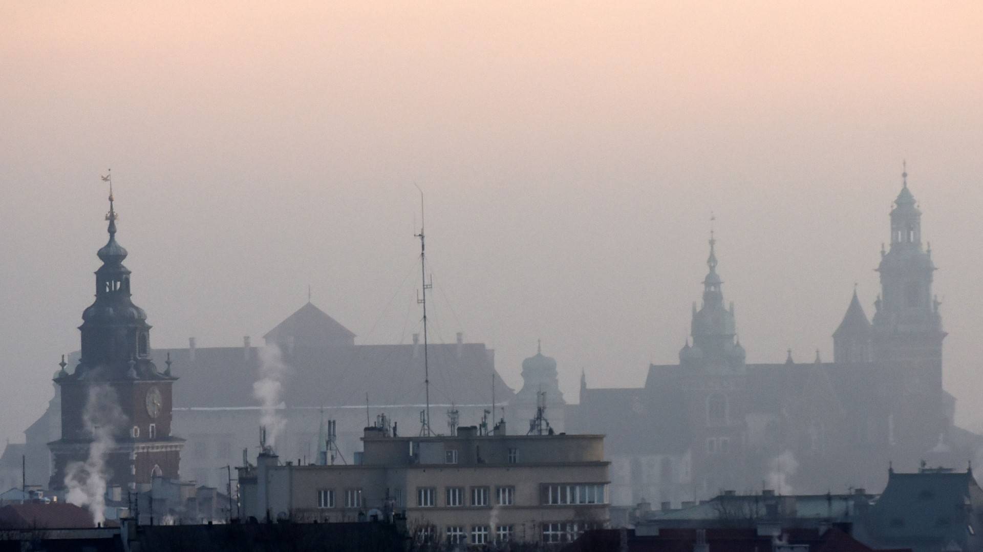 Smogowy poranek w Krakowie, fot. Marek Lasyk