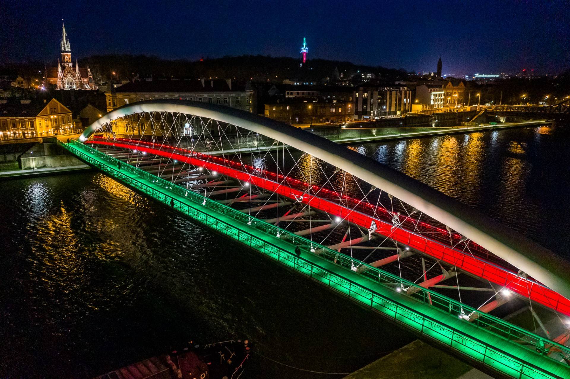 Kraków w kolorach włoskiej flagi, gest solidarności