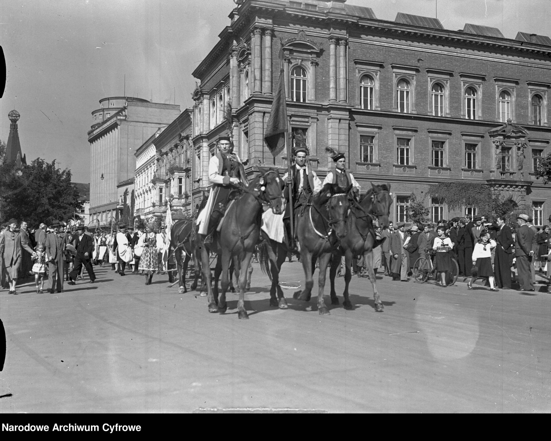 Tak wyglądały dożynki w Krakowie, przed wojną świętowano z rozmachem