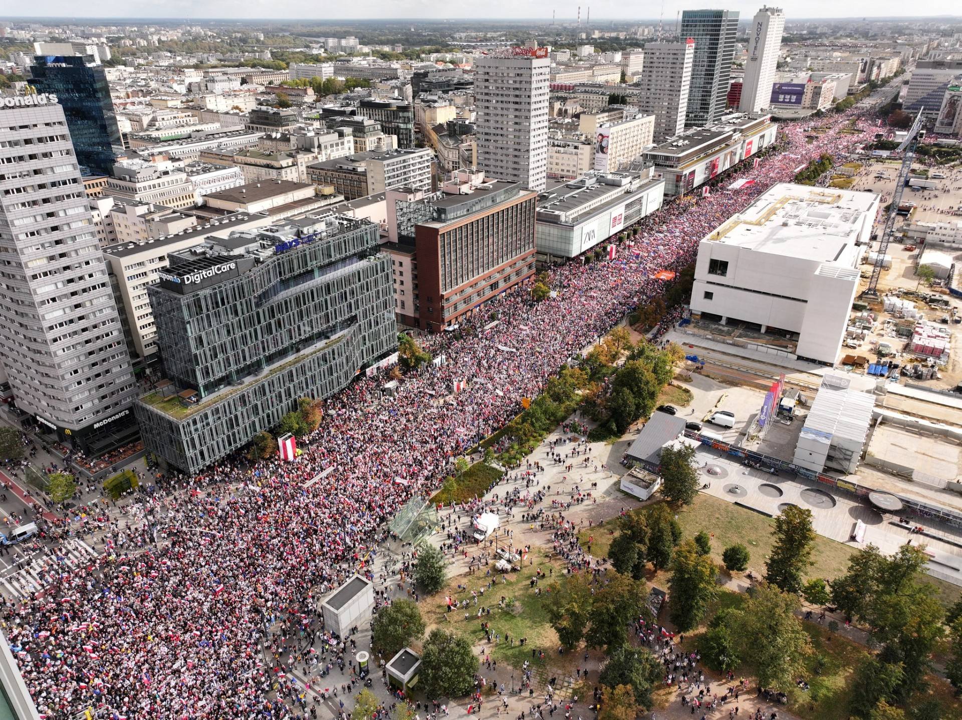 Marsz Miliona Serc, niesamowity filmowy skrót