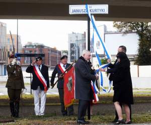 Kolejne rondo w Krakowie ma patrona. Upamiętniono Janusza Kurtykę
