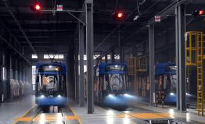 Jeszcze pachną nowością... Pierwsze Lajkoniki II na krakowskich torach