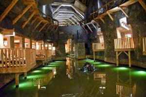 Komora Jezioro Wesel. Urokliwe miejsce pod ziemią