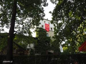 Juromania na zamku w Korzkwi i w Muzeum Hebla