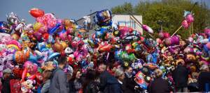 Odpust Emaus: krakowianie uwielbiają ten kicz