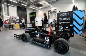 Studenckie Centrum Konstrukcyjne AGH otwarte, raj dla młodych konstruktorów