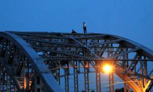 Na tym moście wiele się działo, były sceny radosne, ale i dramatyczne