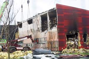 Tyle zostało z miejskiego archiwum. Zaczęła się rozbiórka (14.04.2021)